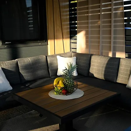 Hébergement de vacances Innova Travelvir - Mobhome Relax